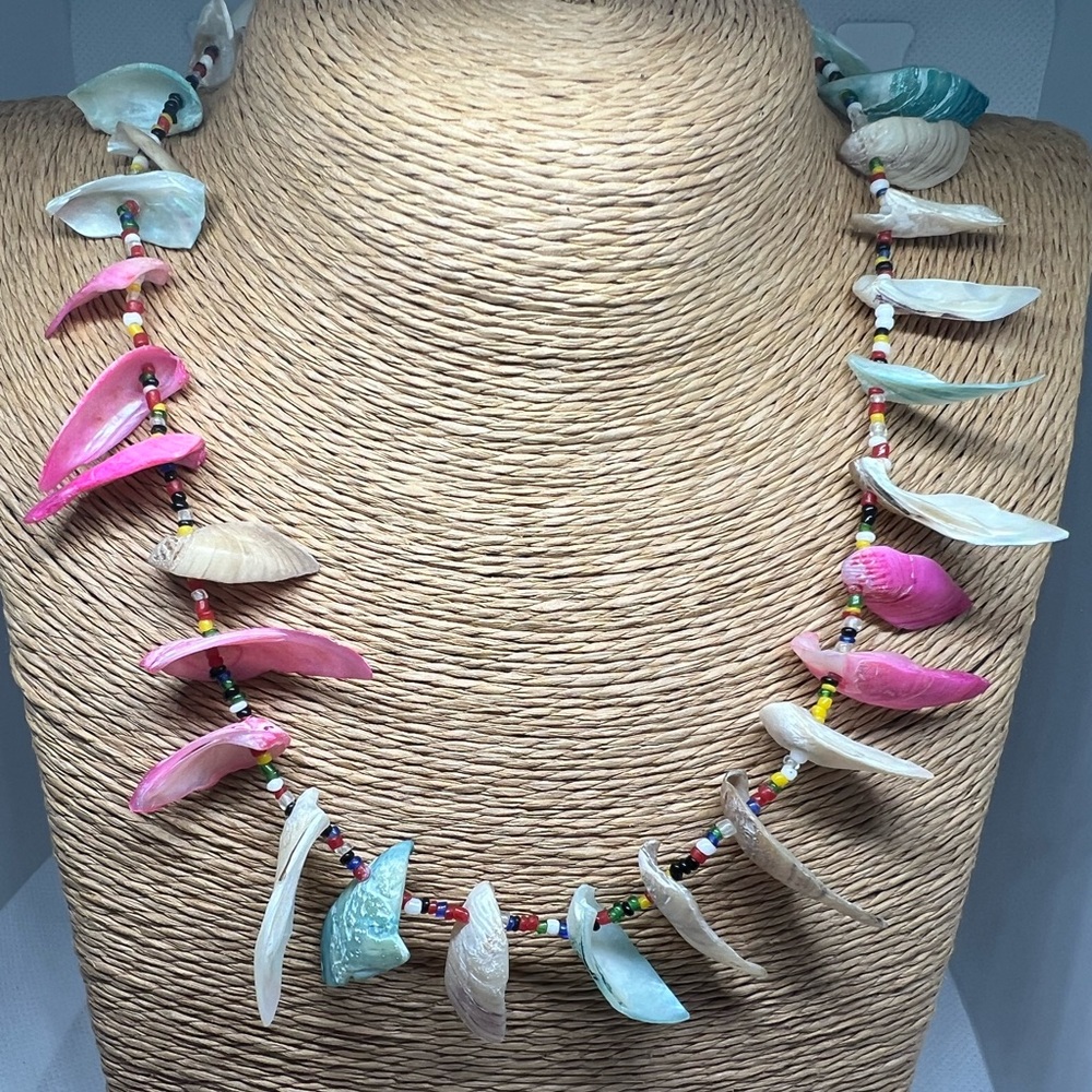 Multicolored Shell Chips Necklace Natural Shell Choker 17”